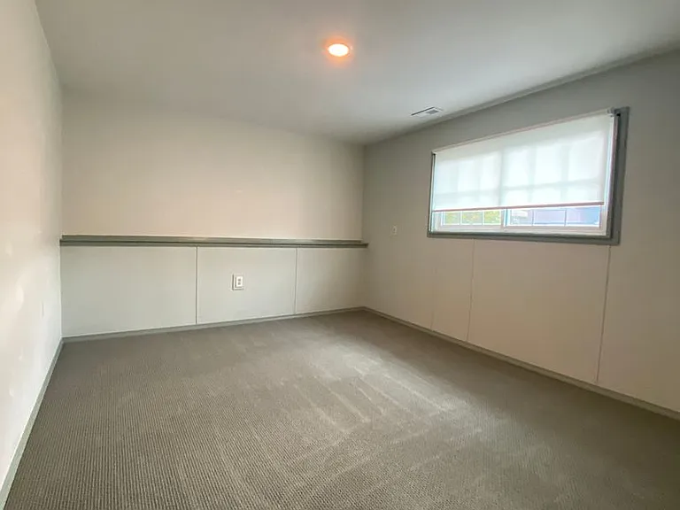 620 Sherman Dr — Photo 12