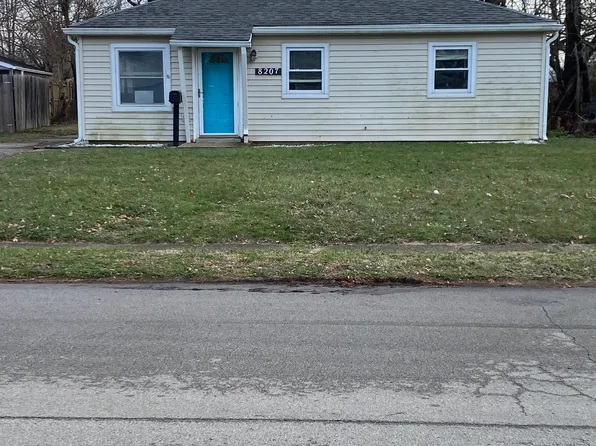 8207 Schoen Dr, Indianapolis, IN 46226