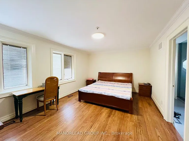 270 Greenbrooke Dr — Photo 35