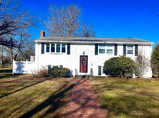 13 Loganberry Dr, Abington, MA 02351