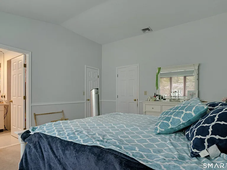 12 Boulevard Dr #24-145 — Photo 11