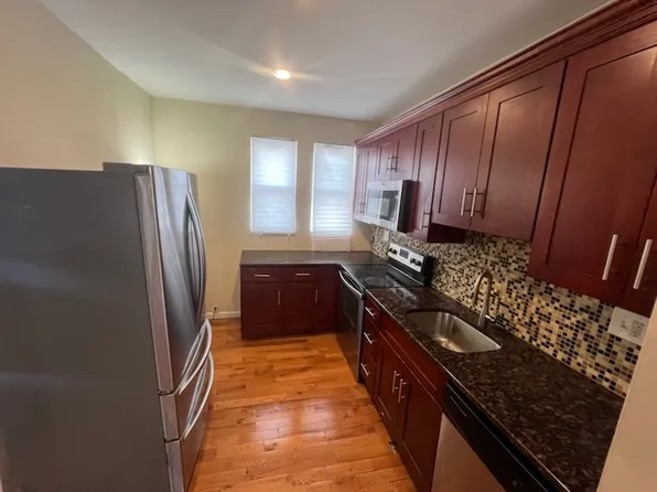 1947 Penfield St, Philadelphia, PA 19138