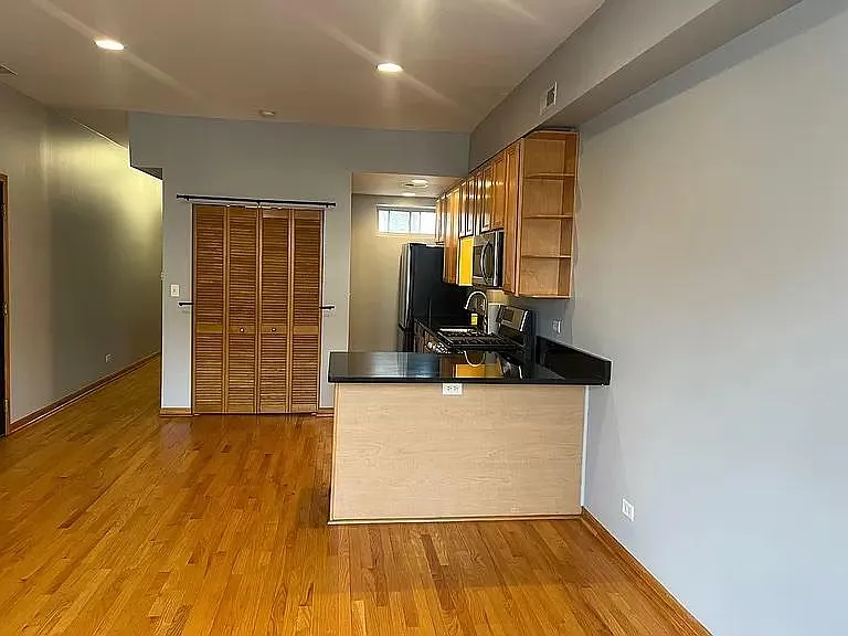 6135 S Drexel Ave #2B — Photo 3