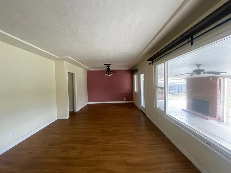 2535 Rose Marie Dr — Photo 4