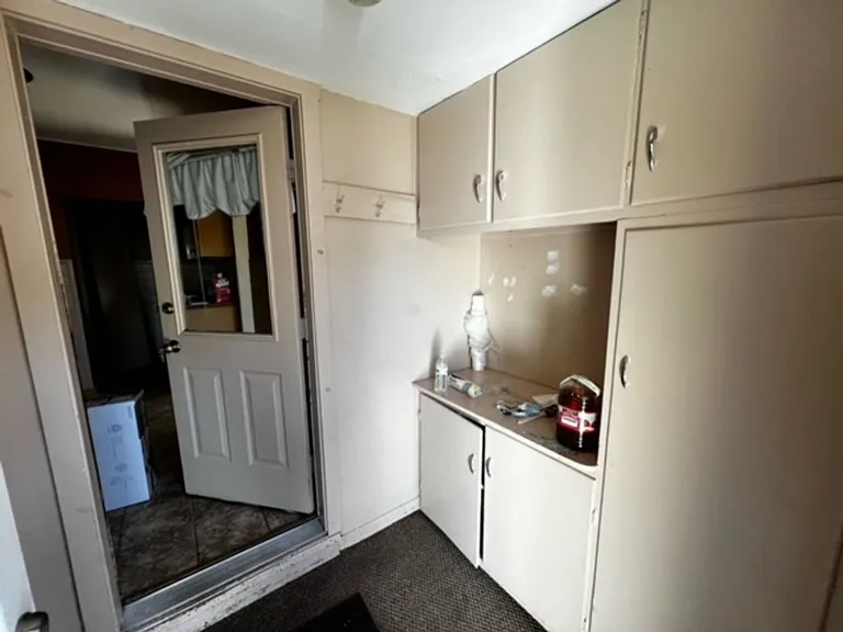 8908 Hilton St — Photo 22