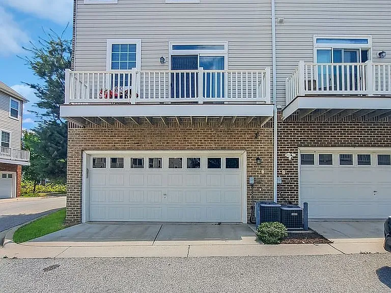 1701 Walcott Ln — Photo 3