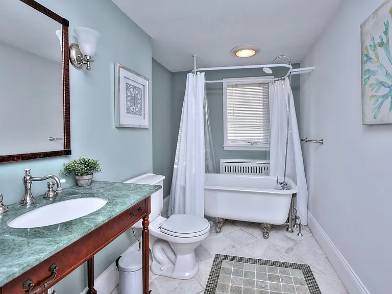 19 Bluewater Hl — Photo 25