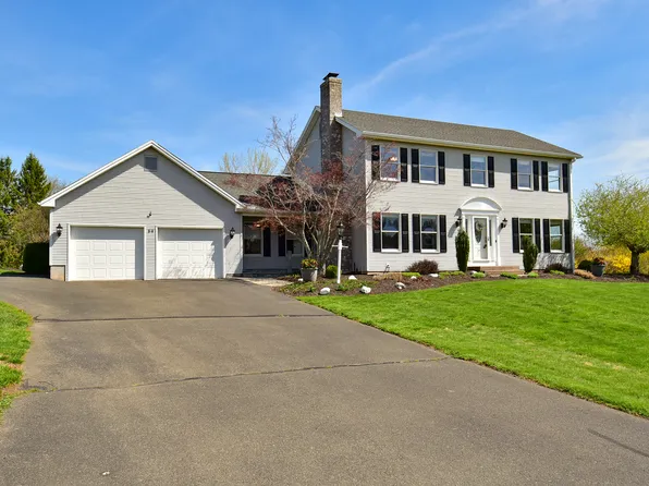 84 Wren Drive, Suffield, CT 06078