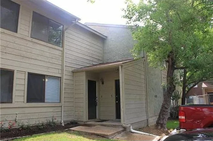 4515 Carter Creek Pkwy #4