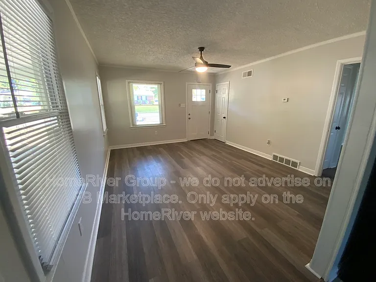 1359 S White Station Rd — Photo 4