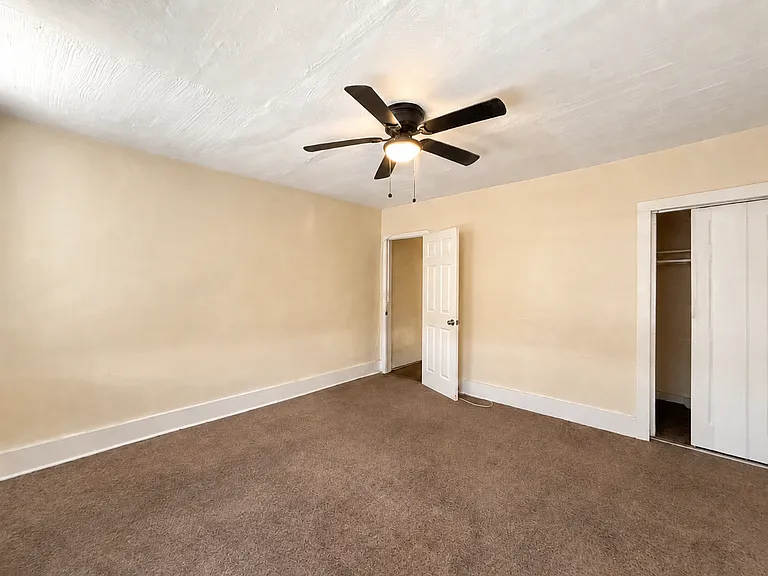 1617 N Warwick Ave — Photo 15