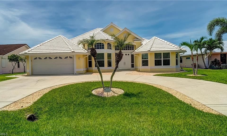 1st image of 830 SW 56th St