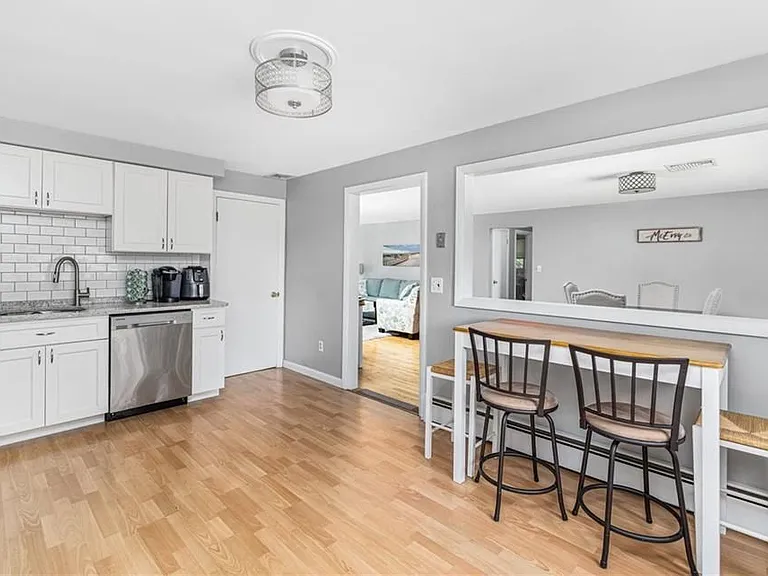 288 Green End Ave — Photo 19