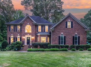 3409 Weddington Oaks Dr, Matthews, NC 28104