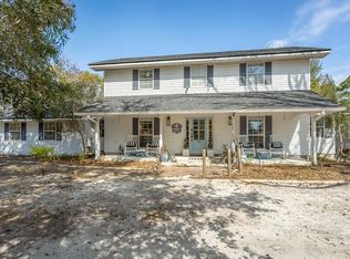902 NW Avenue D, Carrabelle, FL 32322