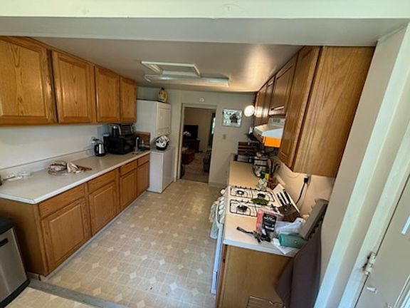 5th image of 1305 Cherry Ave #D