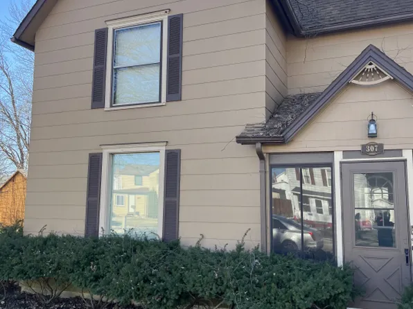 307 W Morris St, Morrison, IL 61270
