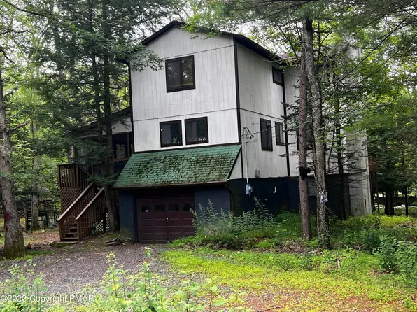 531 Saunders Ct, Bushkill, PA 18324