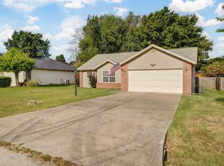 170 Pickett Rdg, Kirbyville, MO 65679