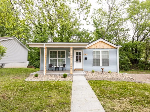 241 N Fritz St, Lebanon, IL 62254