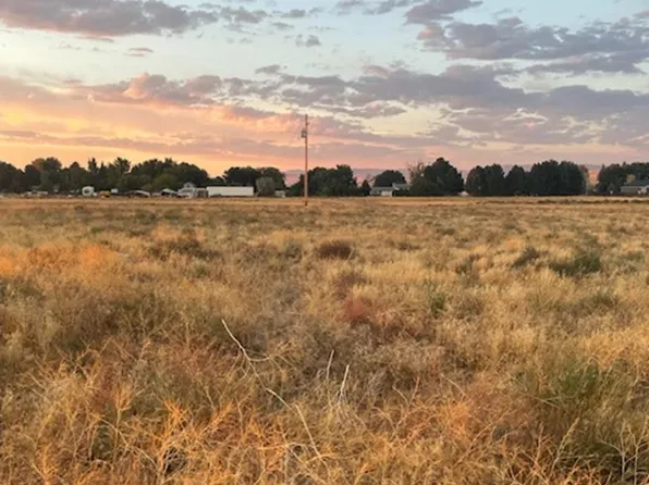 SE Groefsema Rd, Mountain Home, ID 83647