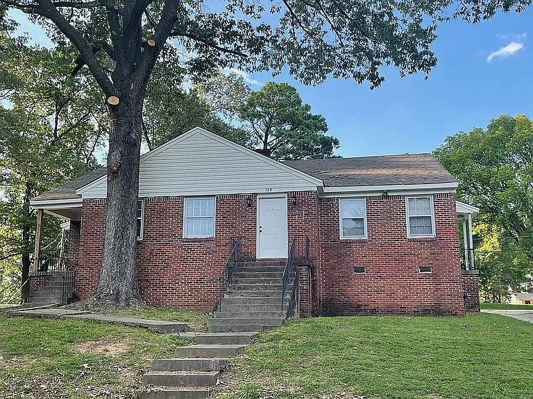 129 Roberta Dr