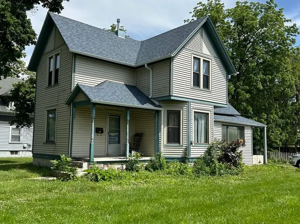 709 Meriden St, Mendota, IL 61342
