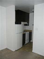 1st image of 806 Lasalle Ave APT 10