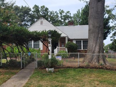 2516 Easton St, Temple Hills, MD, 20748