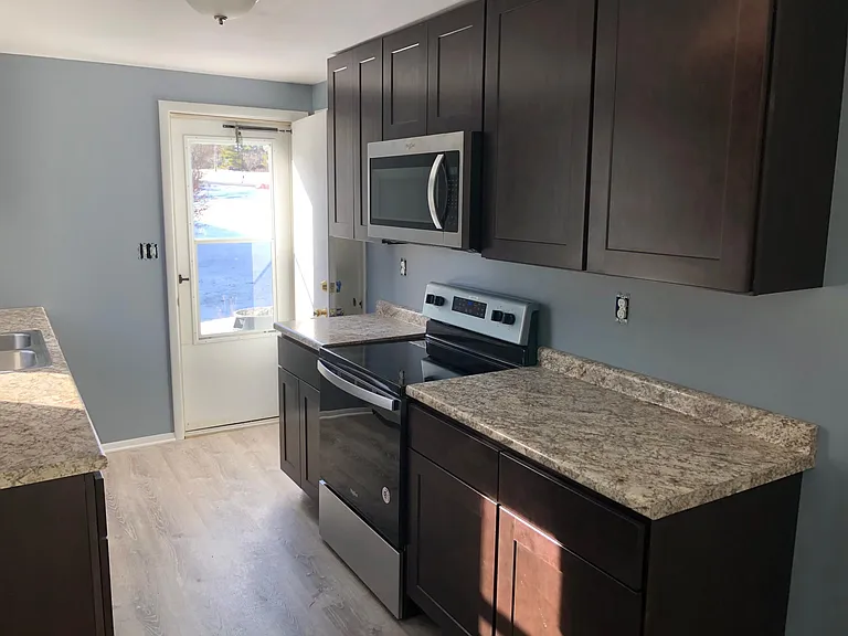 714 W Main St — Photo 3