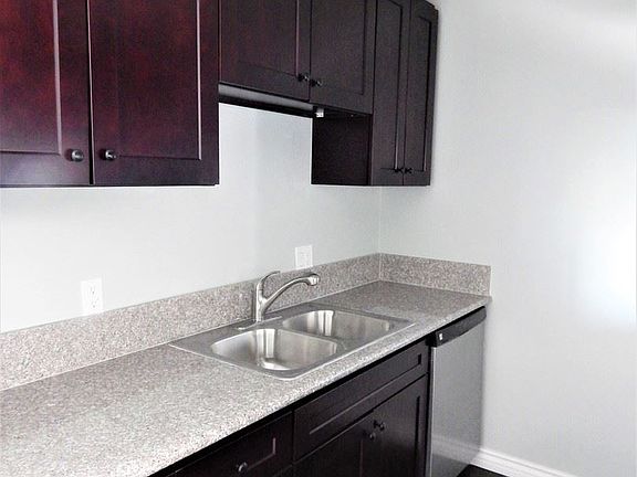5th image of 4571 N Figueroa St APT 4