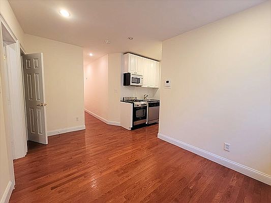 2nd image of 410 W 44th St APT 7