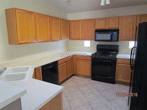 3rd image of 5609 Harbour Pointe Ave #0