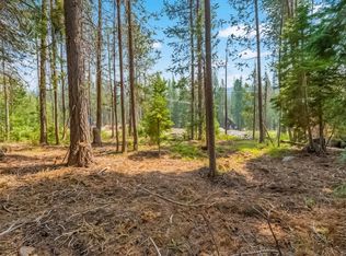 10296 Juniper Way, Soda Springs, CA 95728