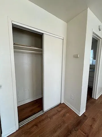 1122 Cherry Ave #D — Photo 2