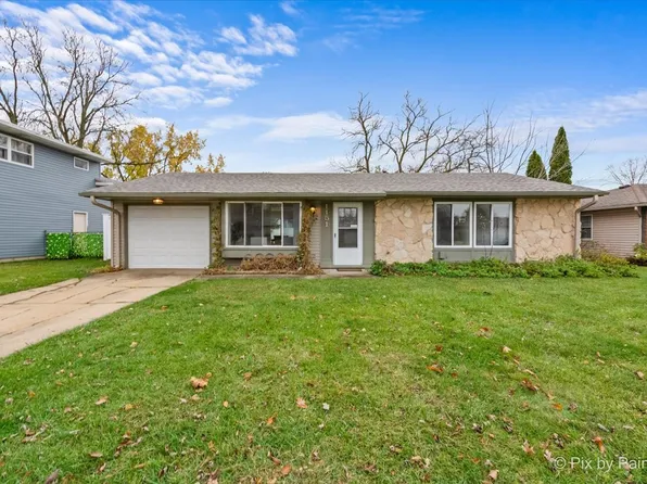 1151 Leawood Dr, Elgin, IL 60120