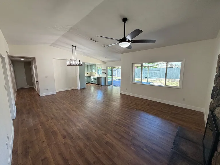 9663 Elmira Cir — Photo 7