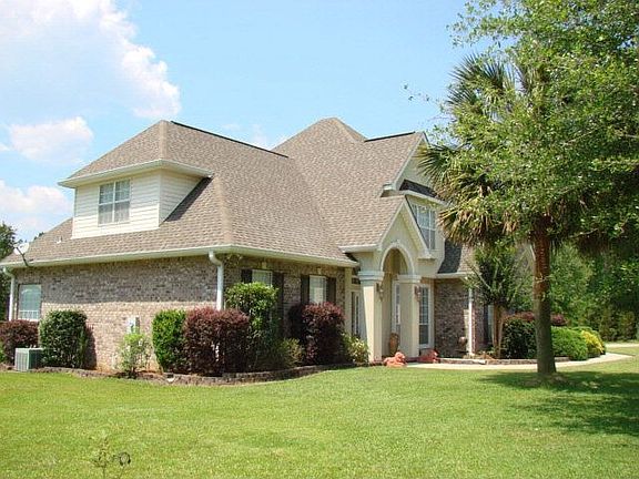 3rd image of 42 Lynne Dr