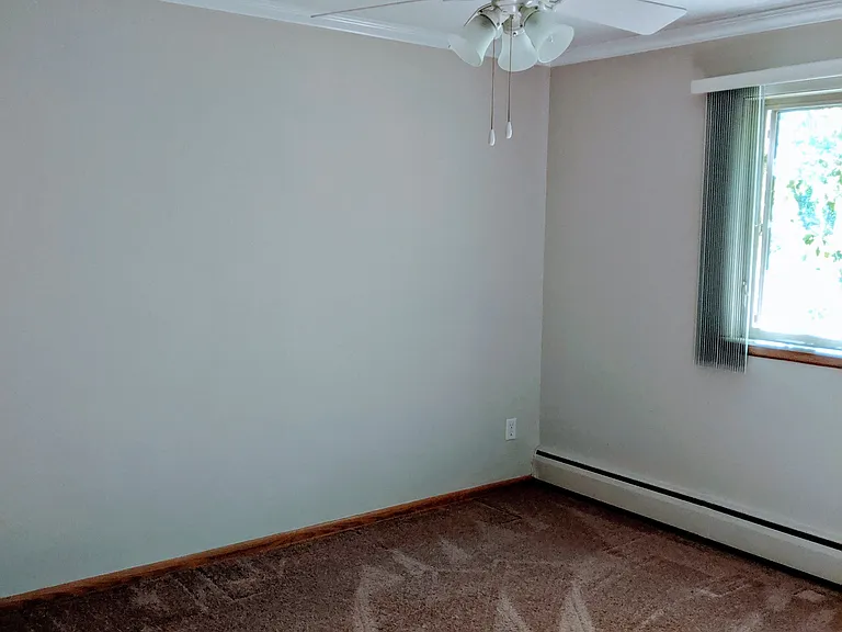 Highland Terrace — Photo 41