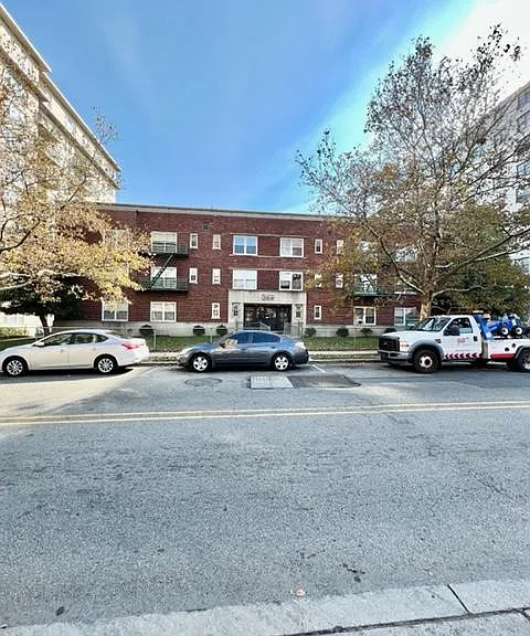 268 Prospect St — Photo 4