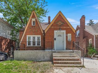 8120 Carlin St, Detroit, MI 48228