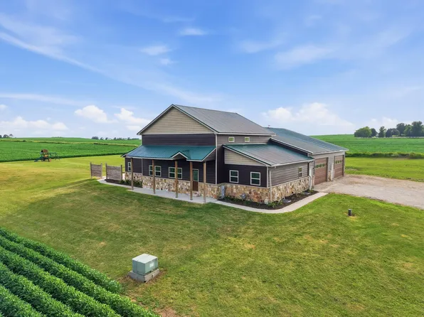 W3335 Bauer Rd, Mayville, WI 53050