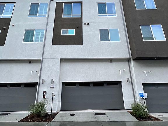 2nd image of 2983 Manuel St #4