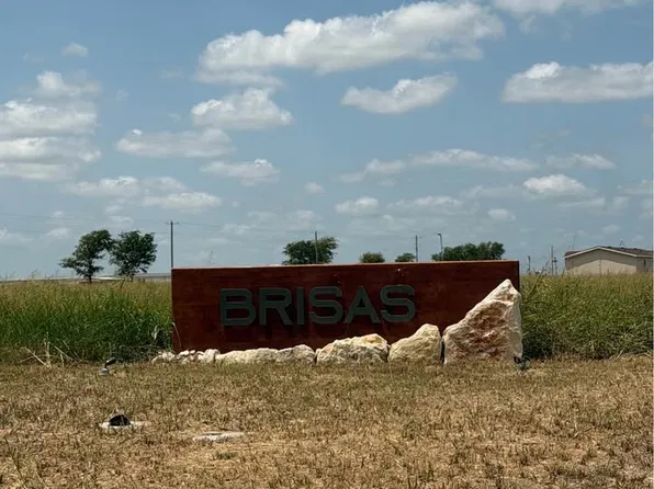 The Stonegate Plan, Brisas