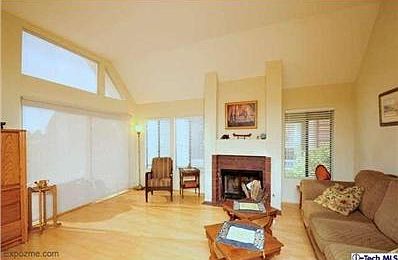 5th image of 1809 Peyton Ave Unit 301
