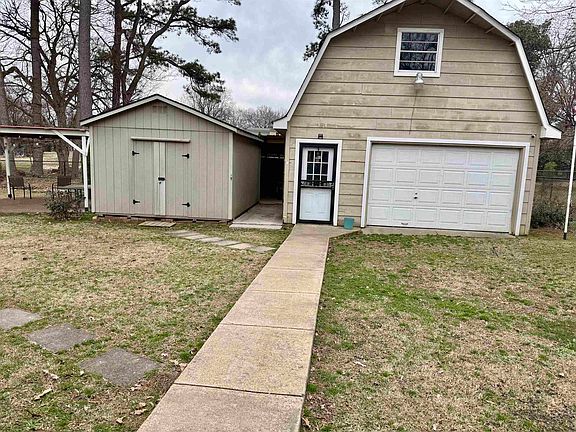 3rd image of 617 Circle Dr