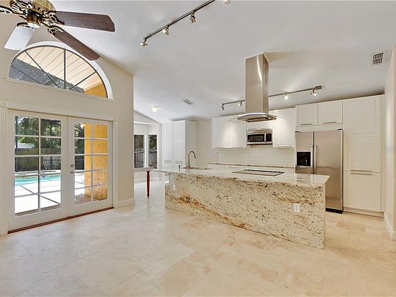 3rd image of 2150 Wekiwa Oaks Dr