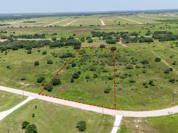 4607 Teal Ln, Columbus, TX 78934
