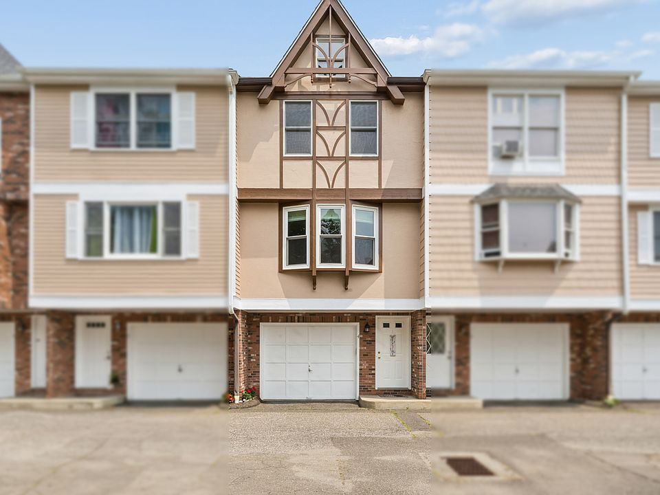 1st image of 170 Wade Street #4