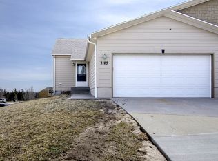 2123 Thompson Dr, Junction City, KS 66441